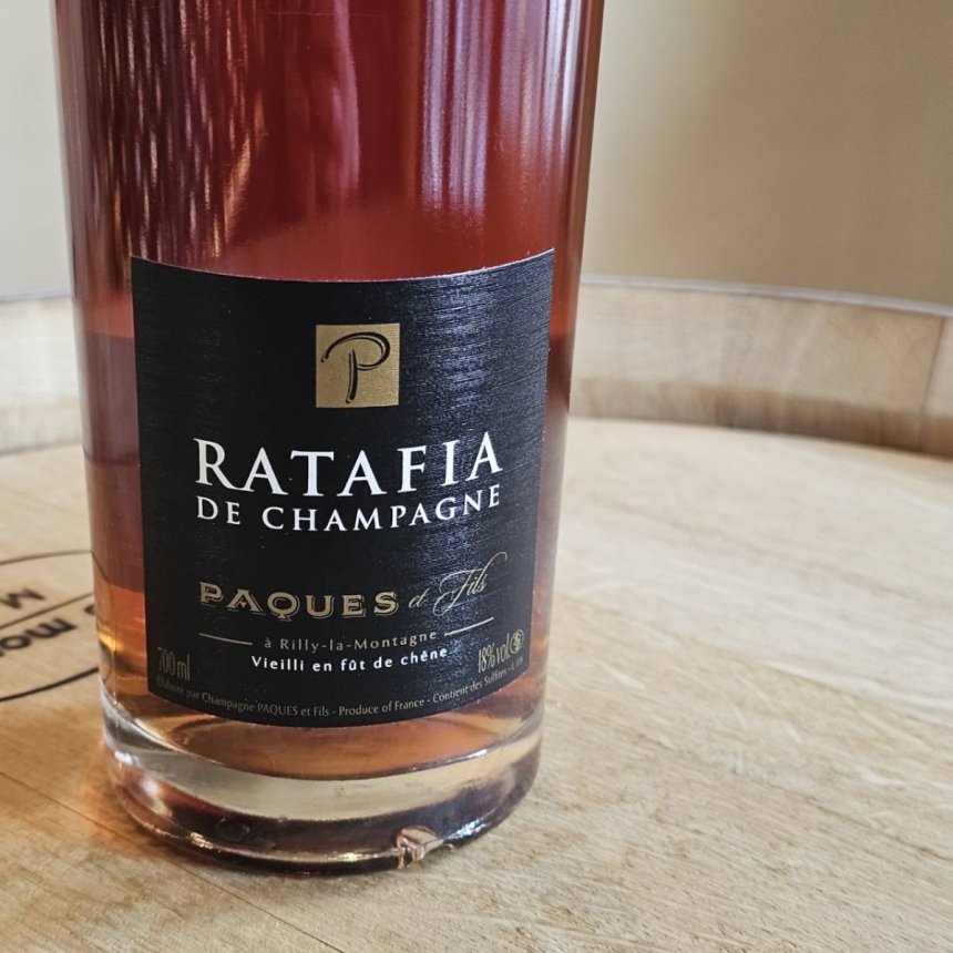 パーク エ フィス ラタフィア  /  PAQUES et FILS RATAFIA2