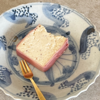 【ホワイトday限定】苺とルビーチョコのチーズケーキサムネイル2